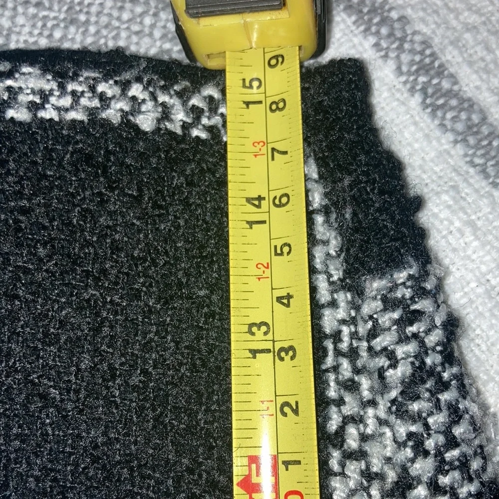 Ladies skirt - Picture 3 of 6